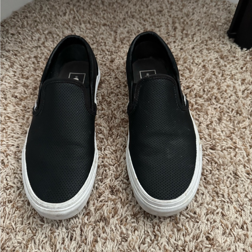 Women’s vans slip one